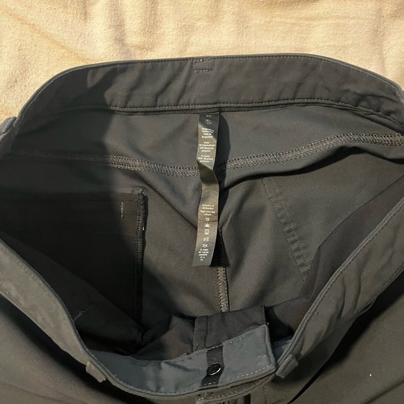 Men’s Lululemon ABC Pants - Picture 2 of 2